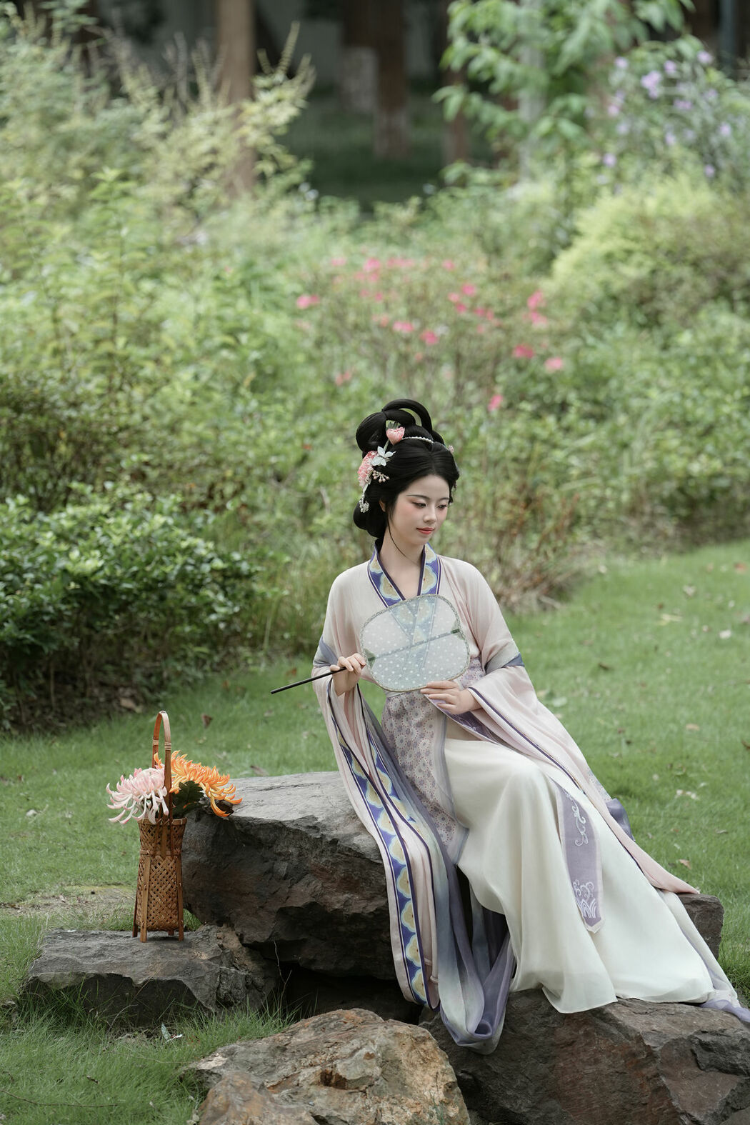 YiTuYu艺图语 Vol.10526 Qi Qi (51P)