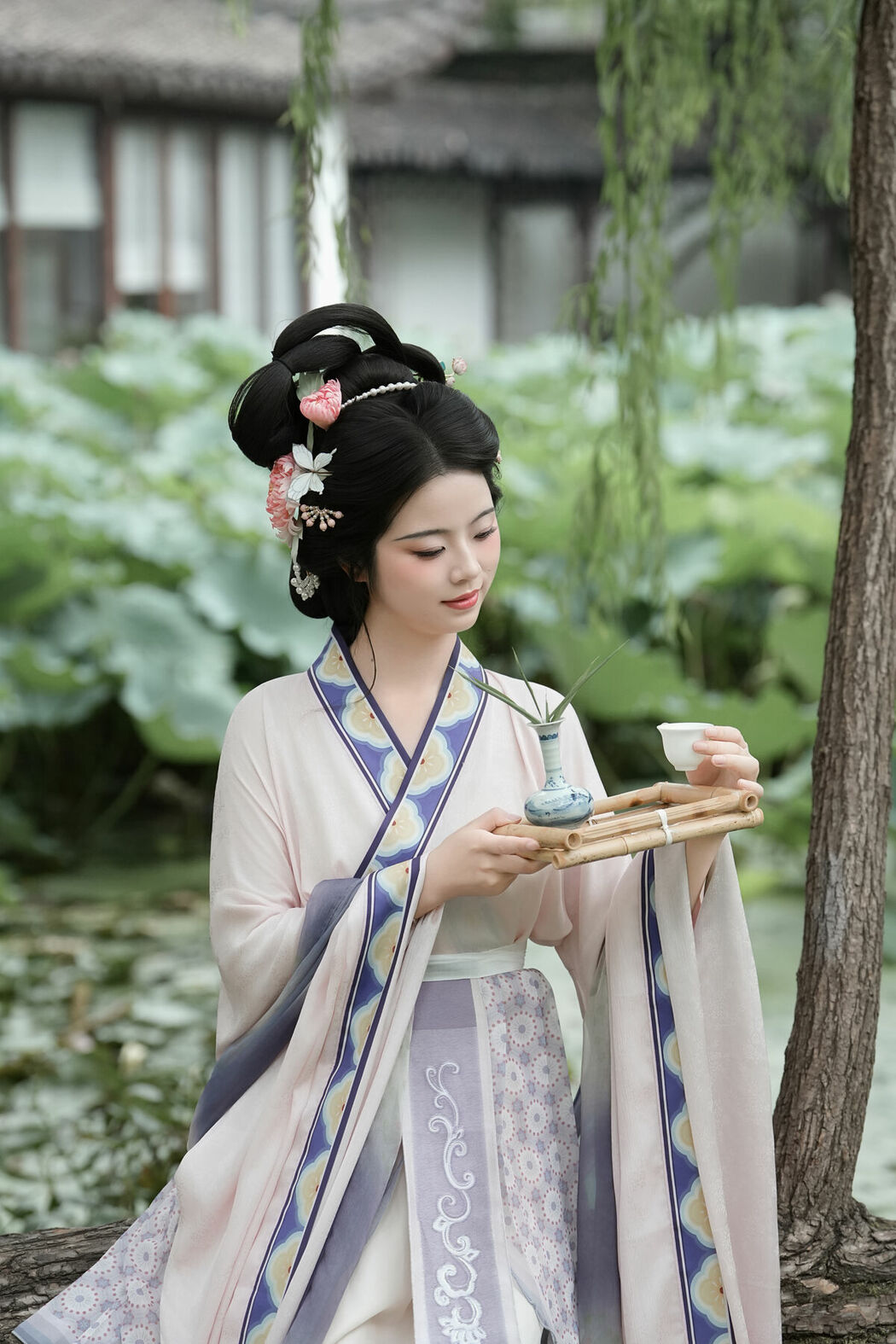 YiTuYu艺图语 Vol.10526 Qi Qi (51P)