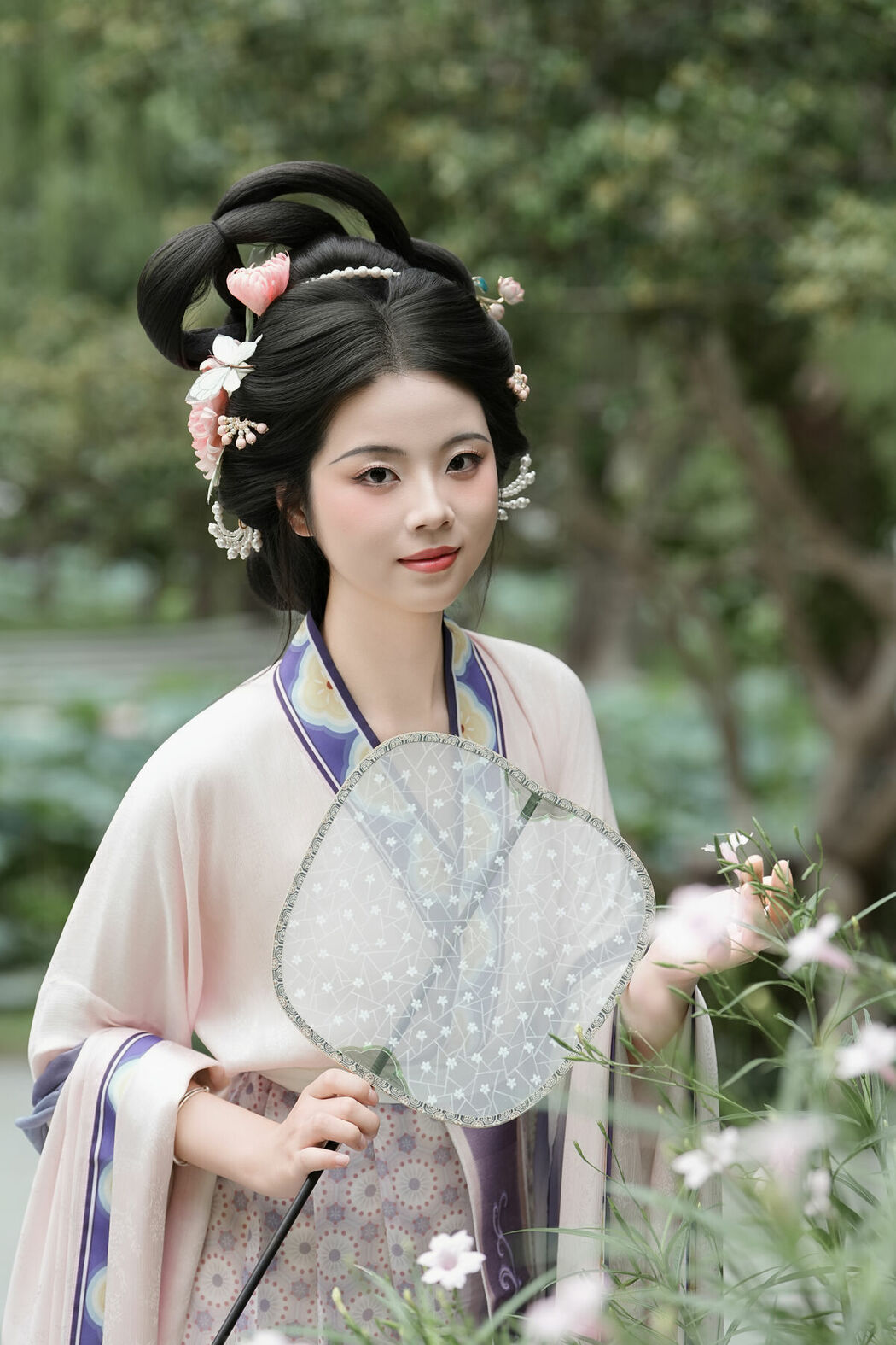 YiTuYu艺图语 Vol.10526 Qi Qi (51P)