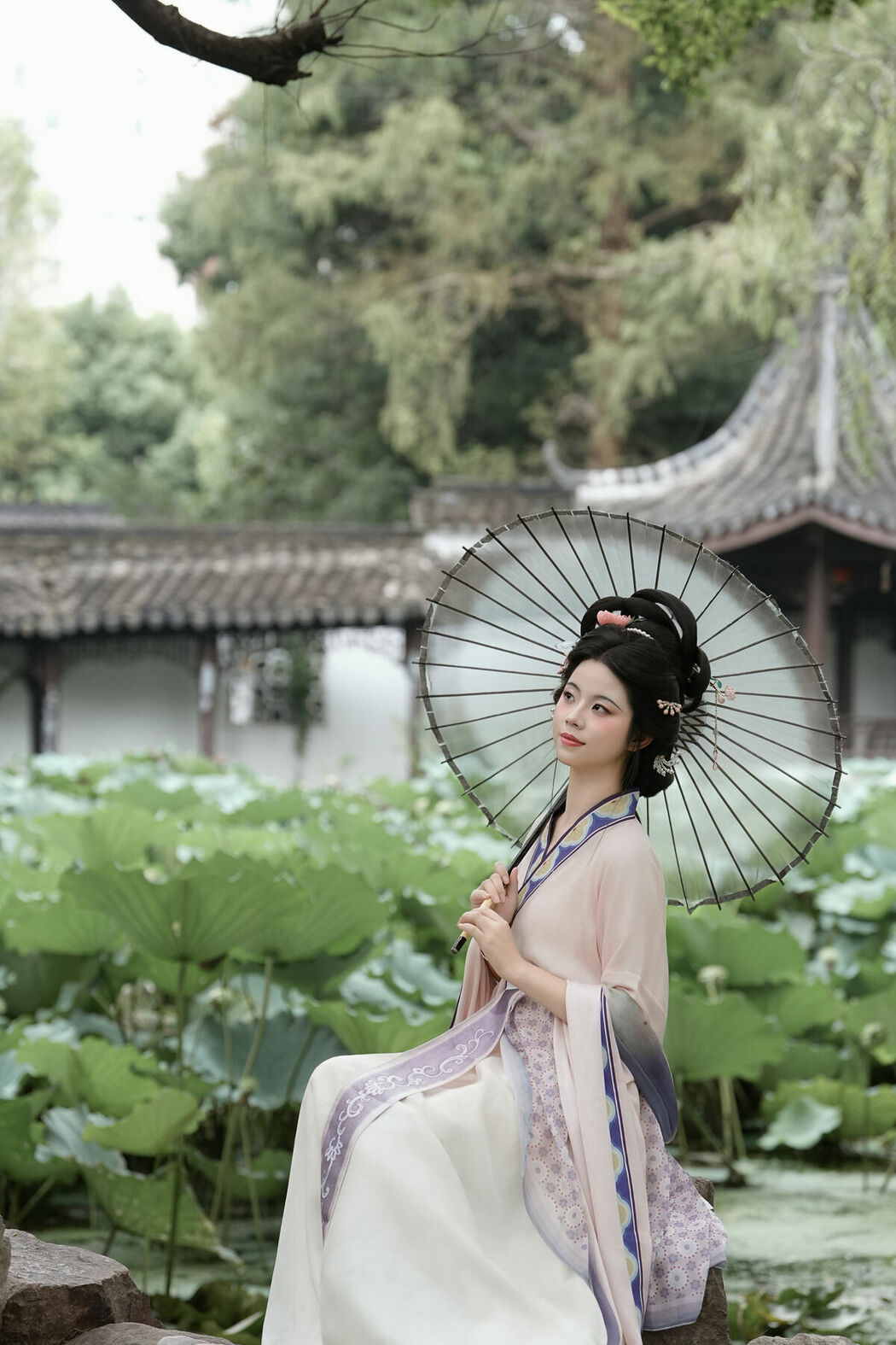 YiTuYu艺图语 Vol.10526 Qi Qi (51P)