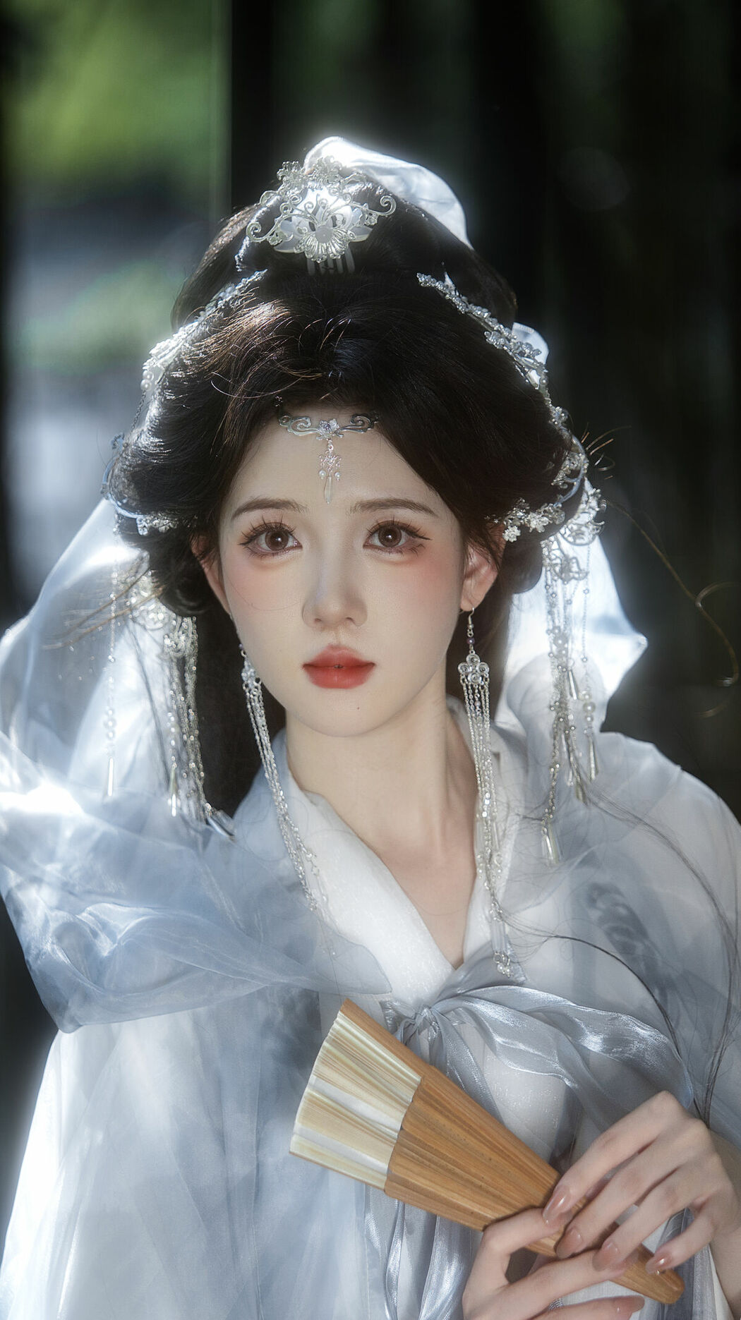 YiTuYu艺图语 Vol.10525 Yi Ming (11P)