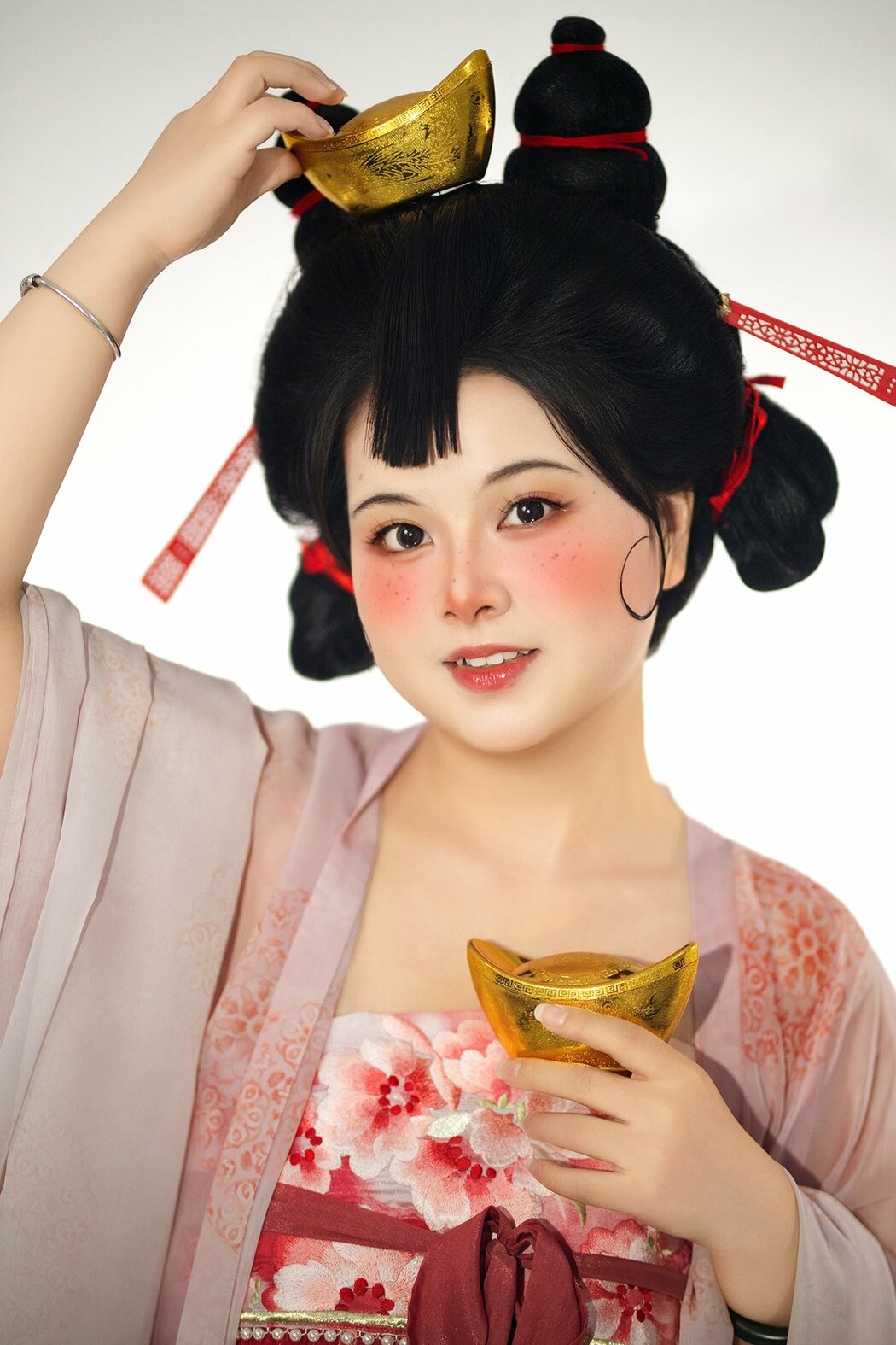 YiTuYu艺图语 Vol.10527 Yi Ming (10P) Cover Photo