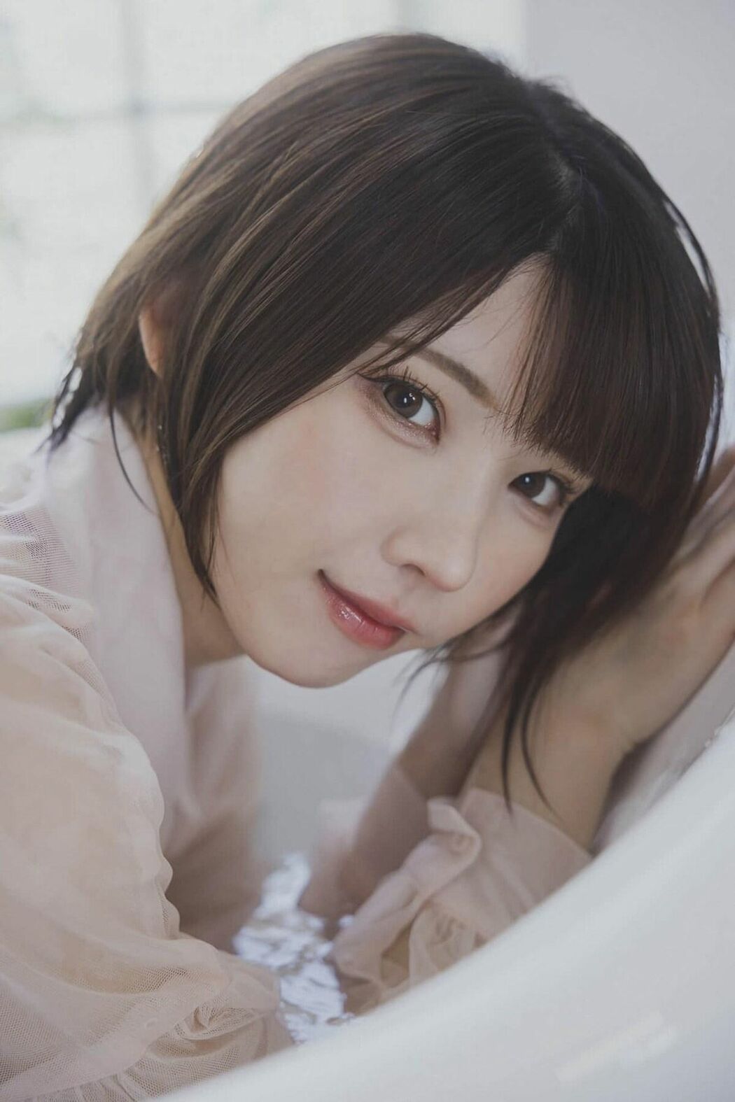 JP Enako えなこ – ヤングガンガンデジタル限定写真集 おとなmode (53P)