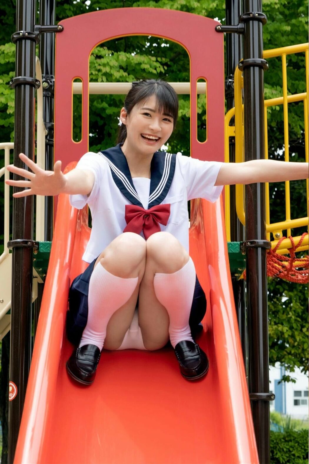 JP PANCHIRA – 全編制服パンチラ写真集 02 (105P)
