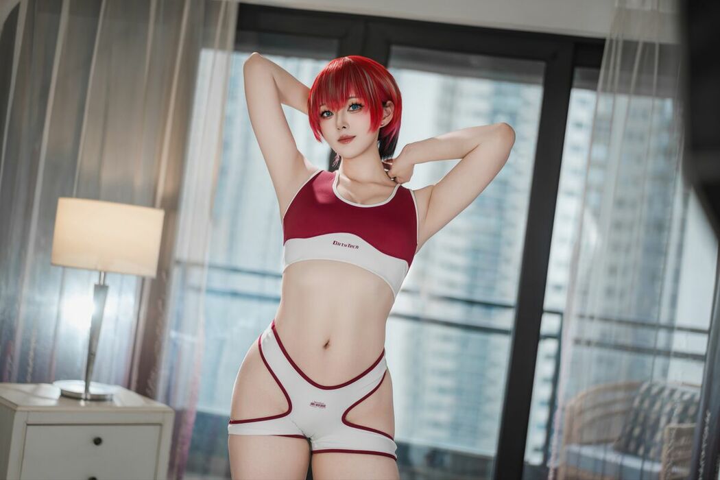 Coser@Natsuko夏夏子 – GQuuuuuuX 玛秋 (75P)