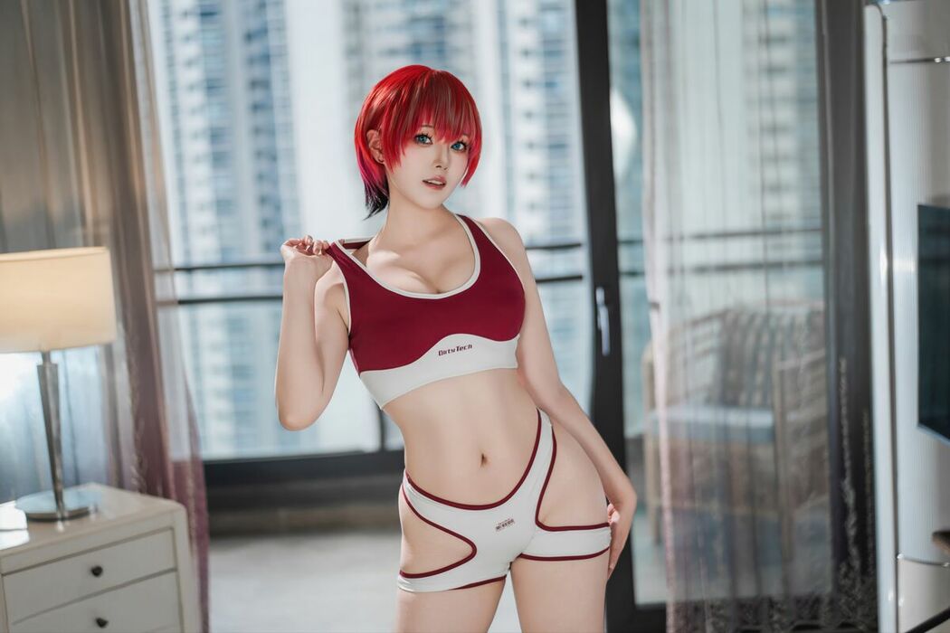 Coser@Natsuko夏夏子 – GQuuuuuuX 玛秋 (75P)