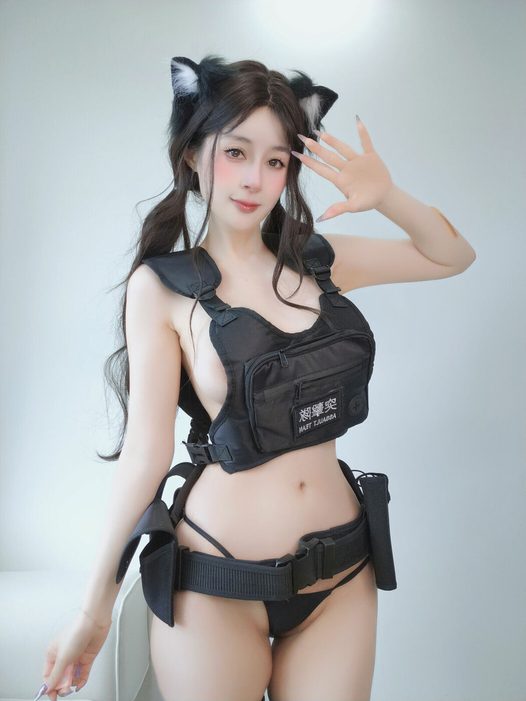 Coser@白银81 – 自撮り Vol.098 Part02 (50P)
