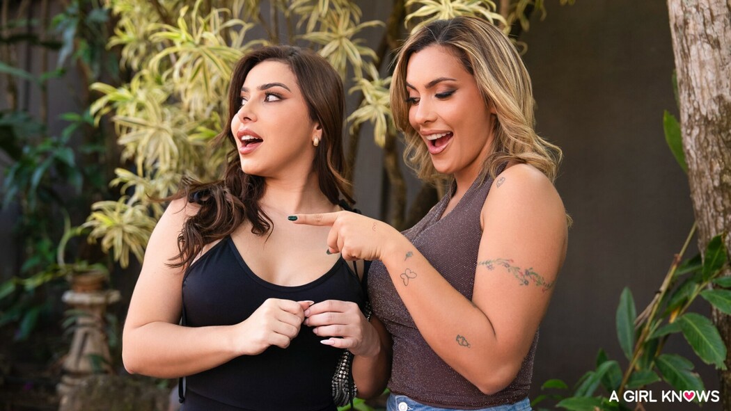 Kenia Music Invites Jacki Segura For A Steamy Encounter By The Pool In Costa Rica