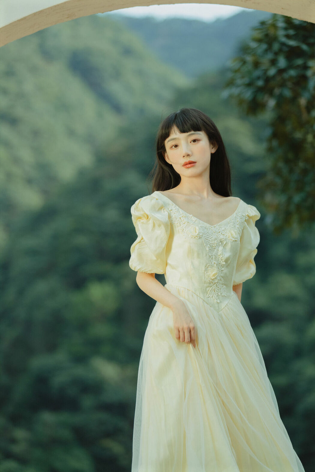 YiTuYu艺图语 Vol.10528 Jia Yue (33P)