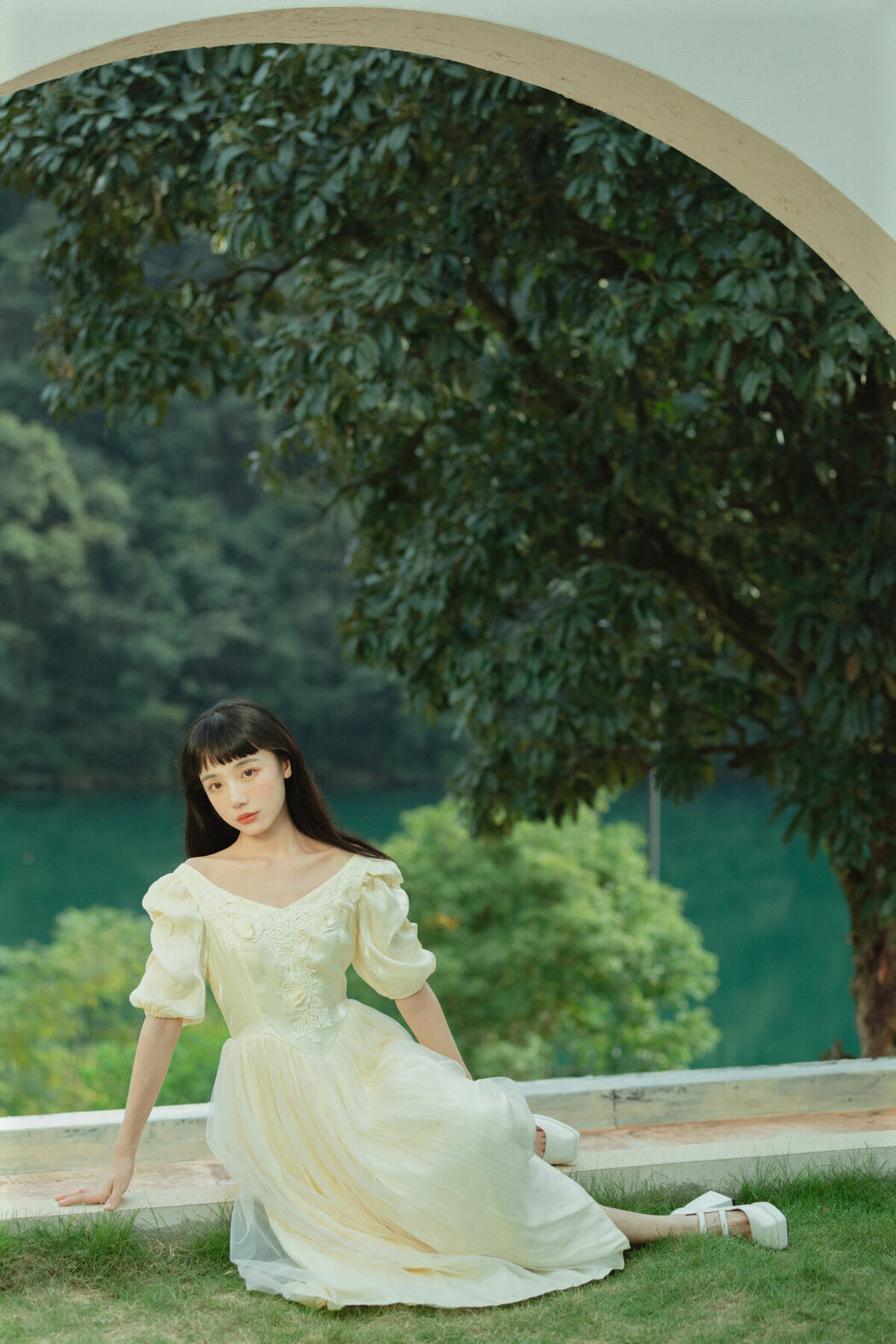 YiTuYu艺图语 Vol.10528 Jia Yue (33P)