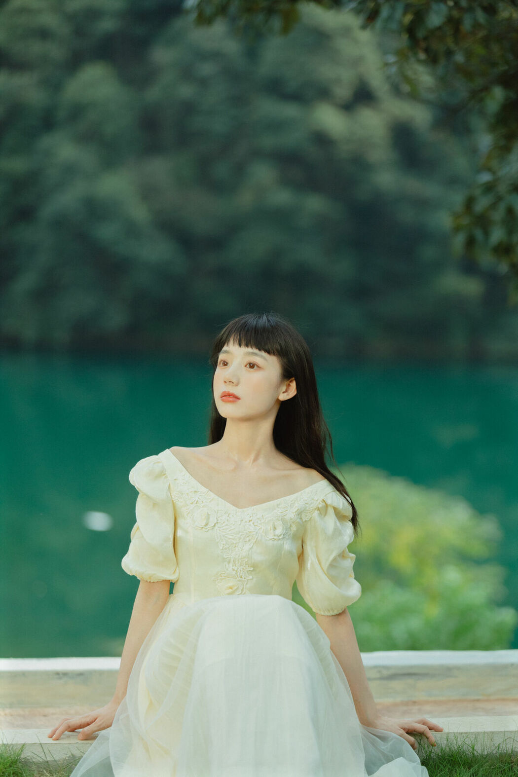 YiTuYu艺图语 Vol.10528 Jia Yue (33P)