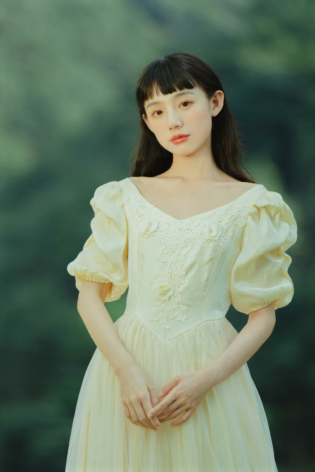 YiTuYu艺图语 Vol.10528 Jia Yue (33P)