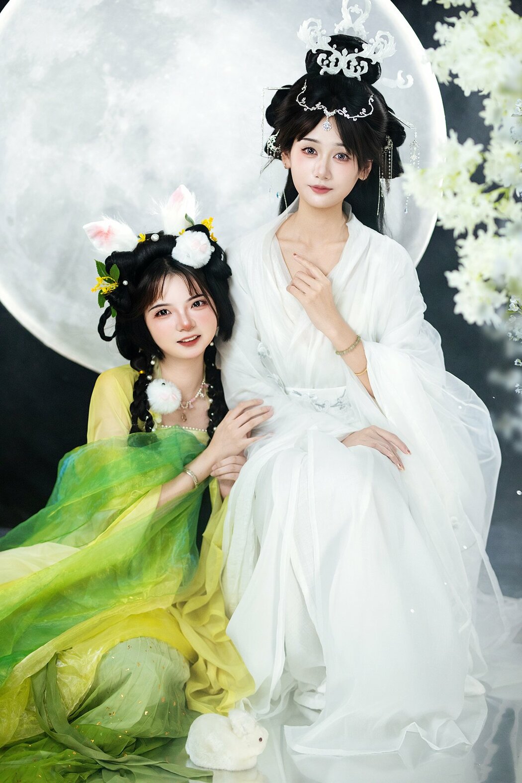 YiTuYu艺图语 Vol.10533 San Yuan (13P) Cover Photo