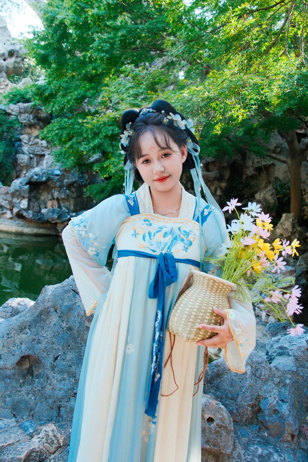YiTuYu艺图语 Vol.10536 Yi Ming (10P)