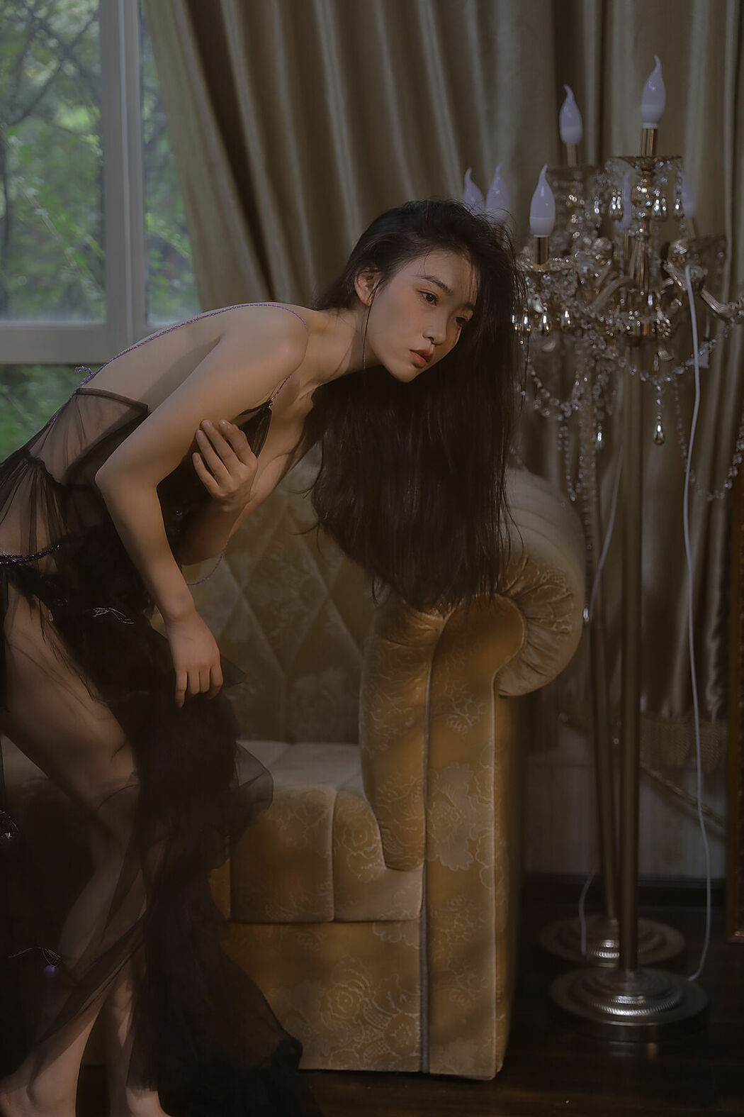 YiTuYu艺图语 Vol.10534 Guo Rong Di Hai Jiao (10P)