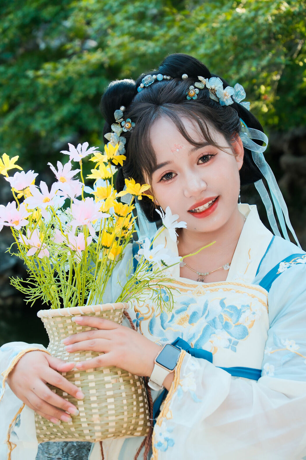 YiTuYu艺图语 Vol.10536 Yi Ming (10P)
