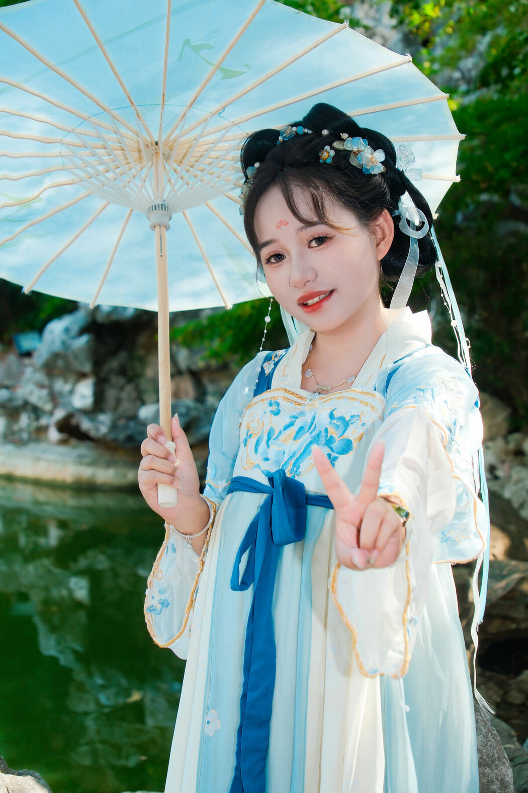 YiTuYu艺图语 Vol.10536 Yi Ming (10P)