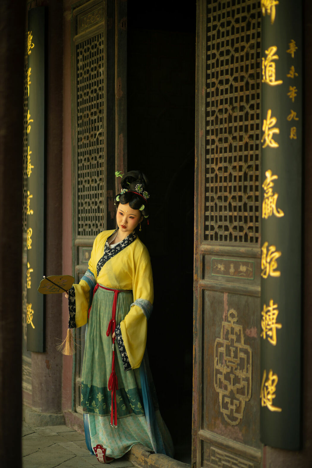 YiTuYu艺图语 Vol.10539 Liu Qi Qi (22P)
