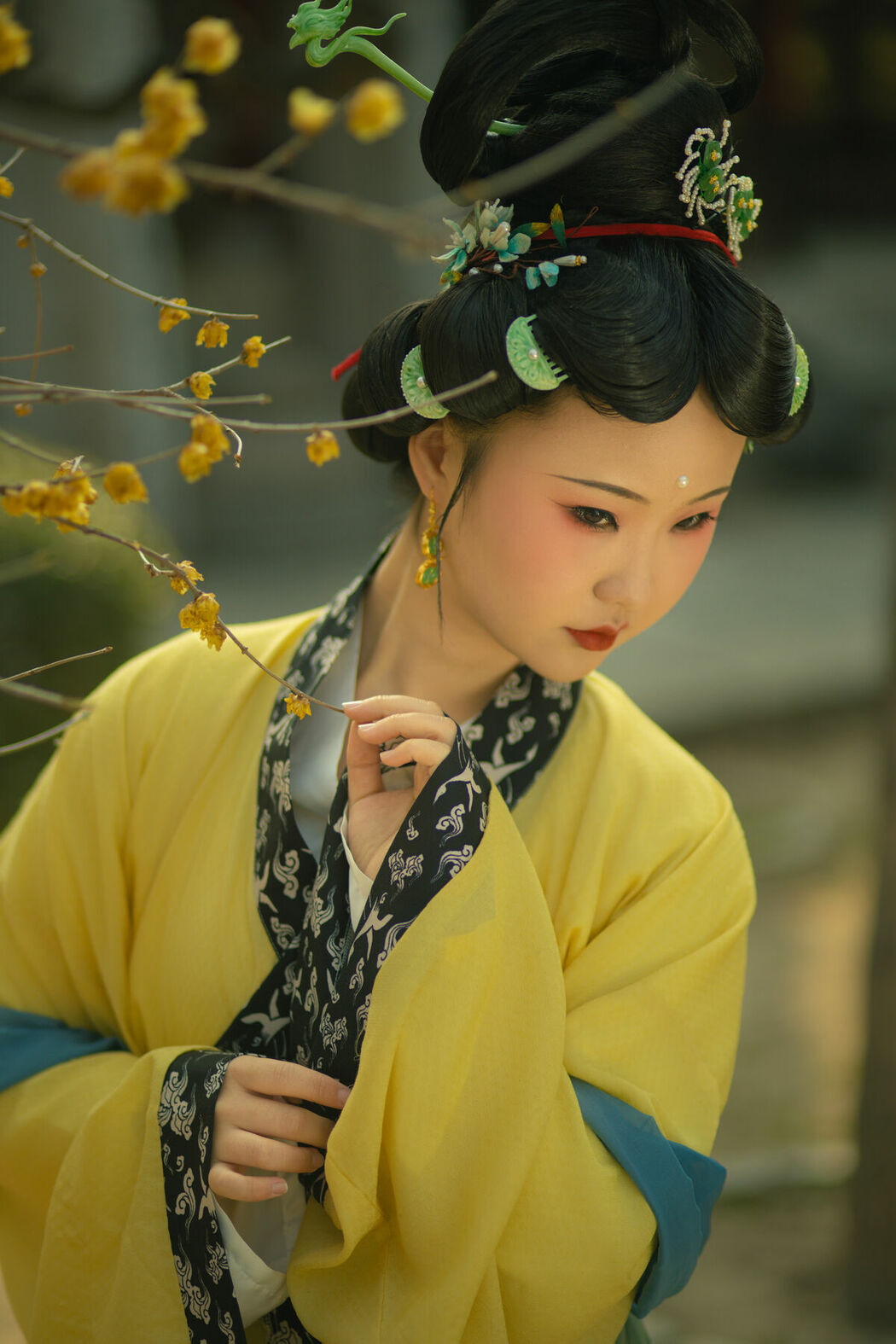 YiTuYu艺图语 Vol.10539 Liu Qi Qi (22P)