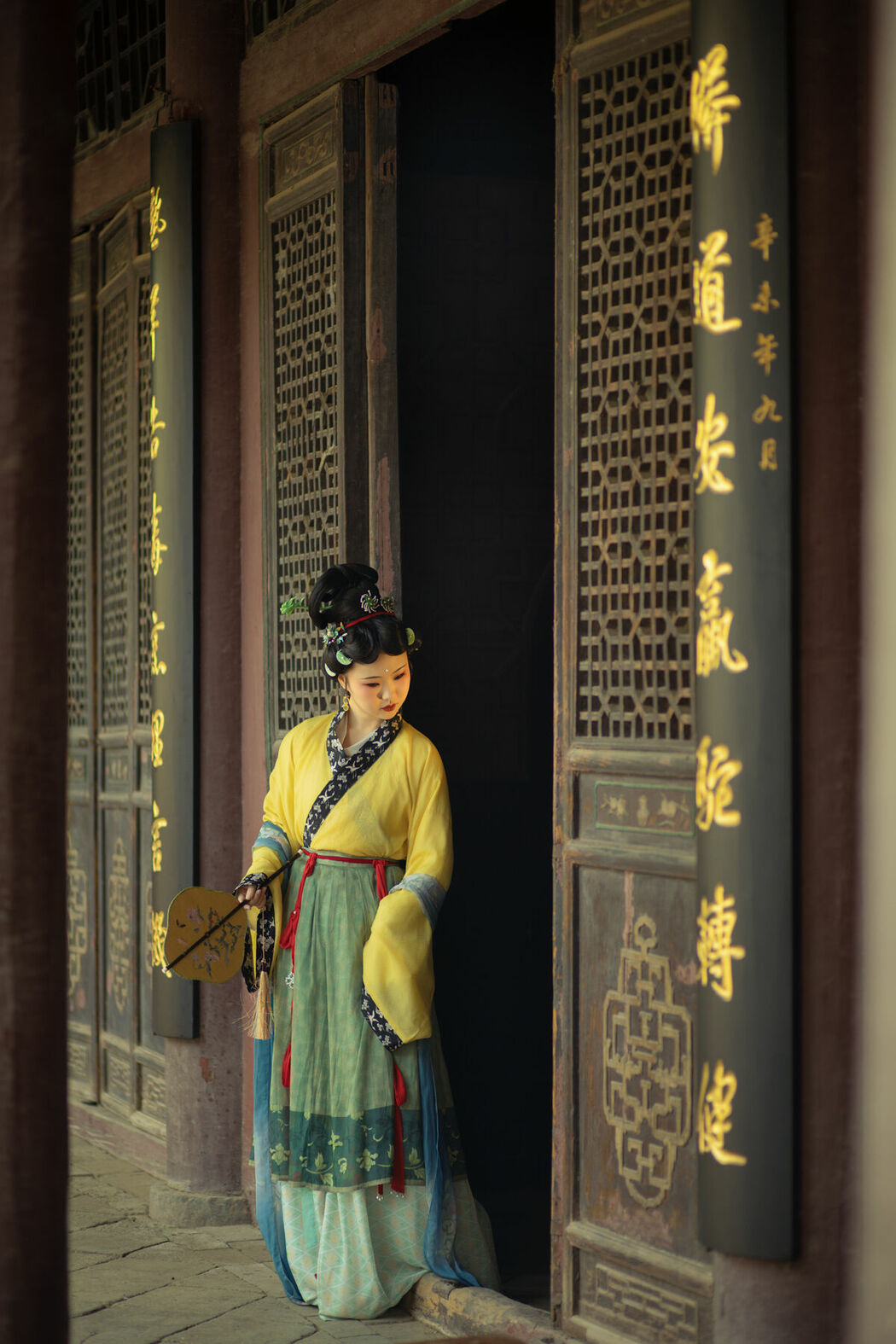 YiTuYu艺图语 Vol.10539 Liu Qi Qi (22P)