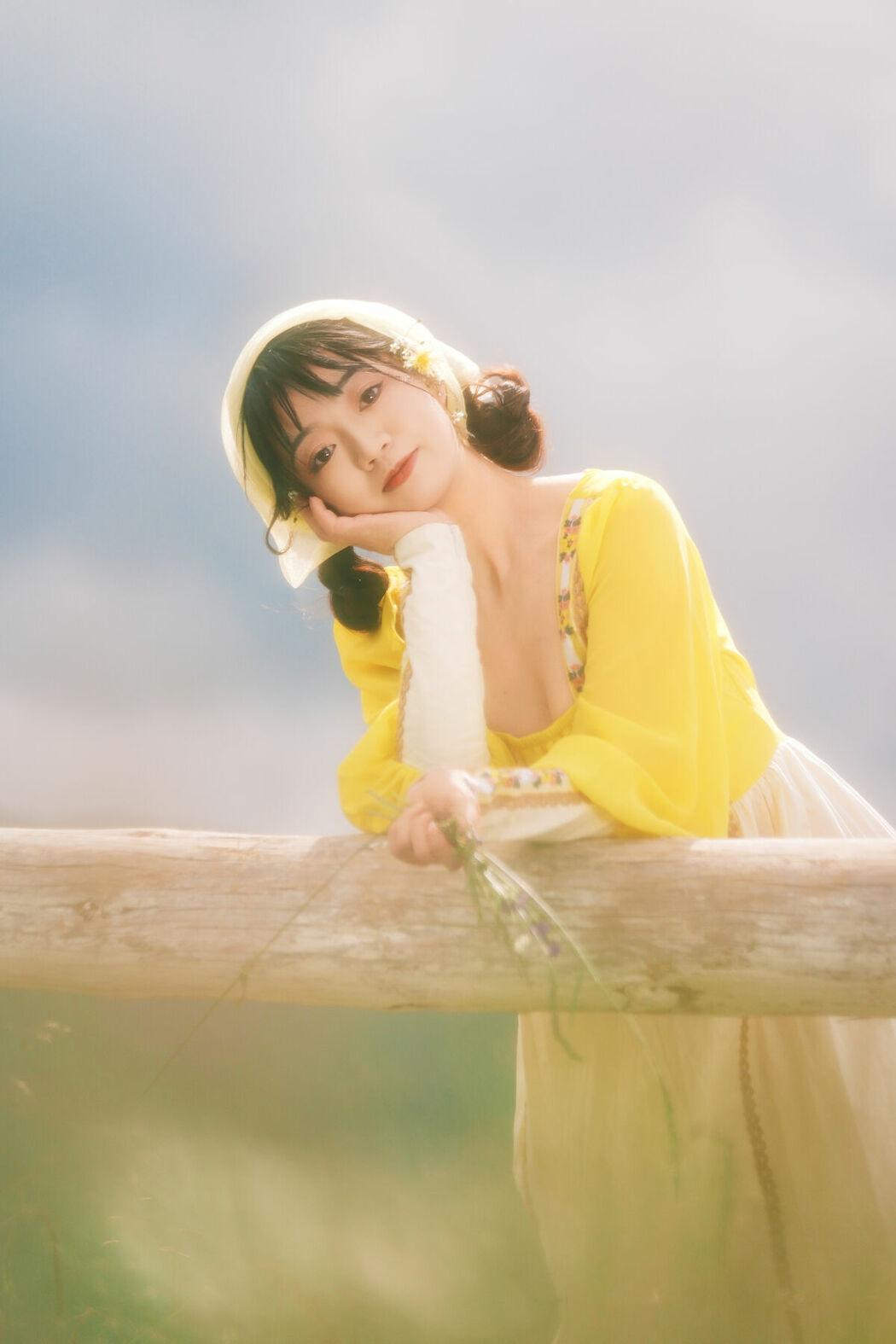 YiTuYu艺图语 Vol.10540 Ting Ting (16P)
