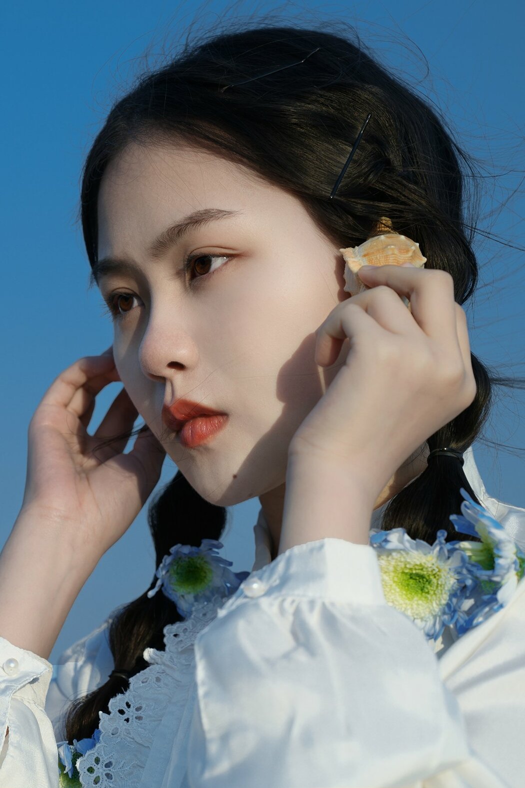 YiTuYu艺图语 Vol.10537 A Ying (13P) Cover Photo