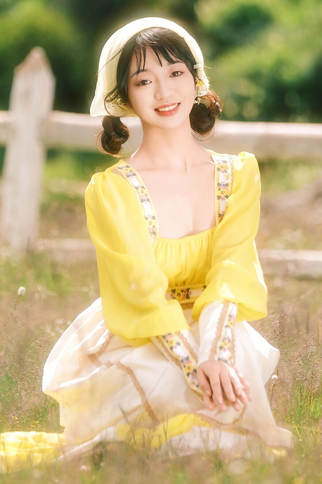 YiTuYu艺图语 Vol.10540 Ting Ting (16P) Cover Photo