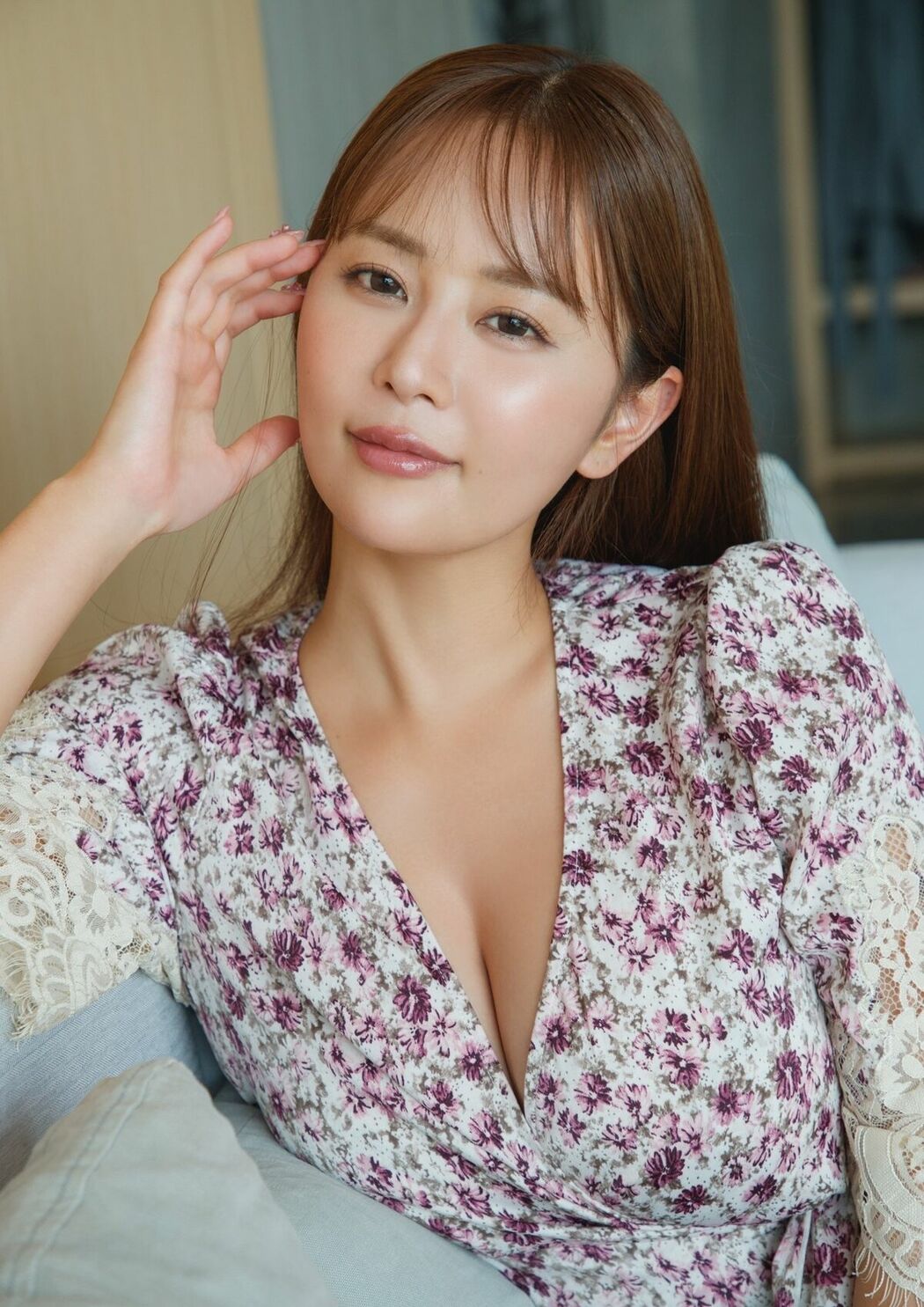 JP Yuka Iguchi 井口裕香 – デジタル版限定55ページ増 カレンダーブック2025420263 週プレ PHOTO BOOK (75P)
