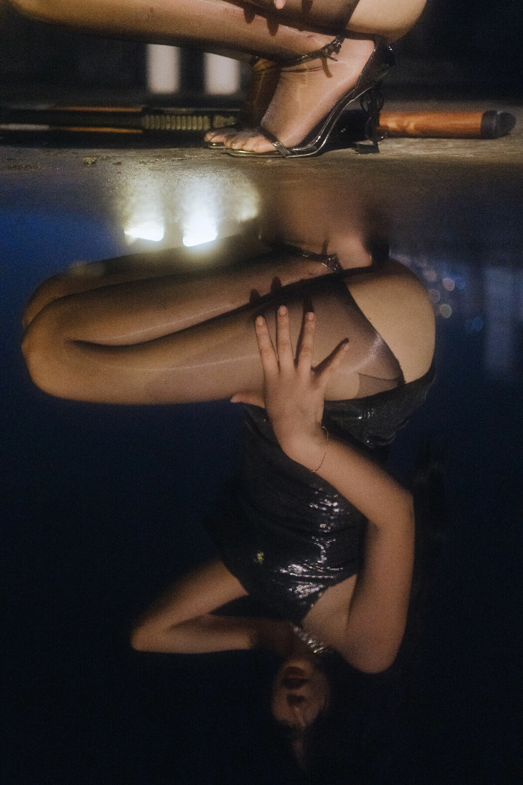 Coser@Tina很妖孽呀 – 夜色连衣裙 (38P)