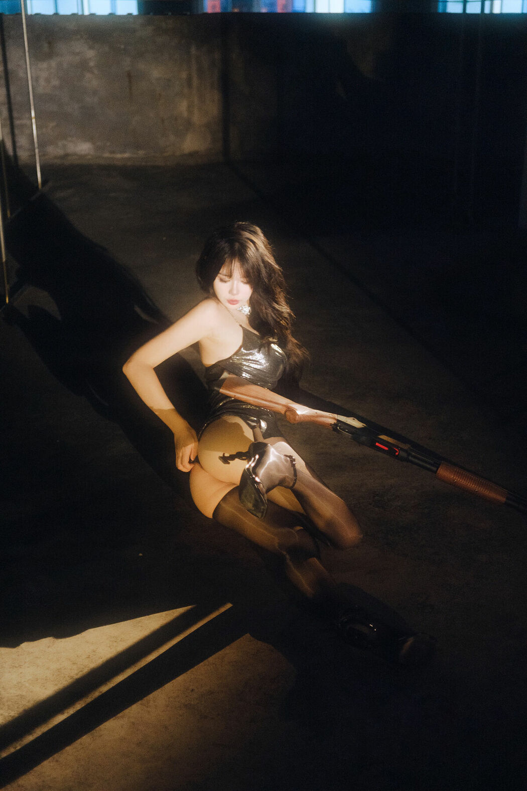 Coser@Tina很妖孽呀 – 夜色连衣裙 (38P)