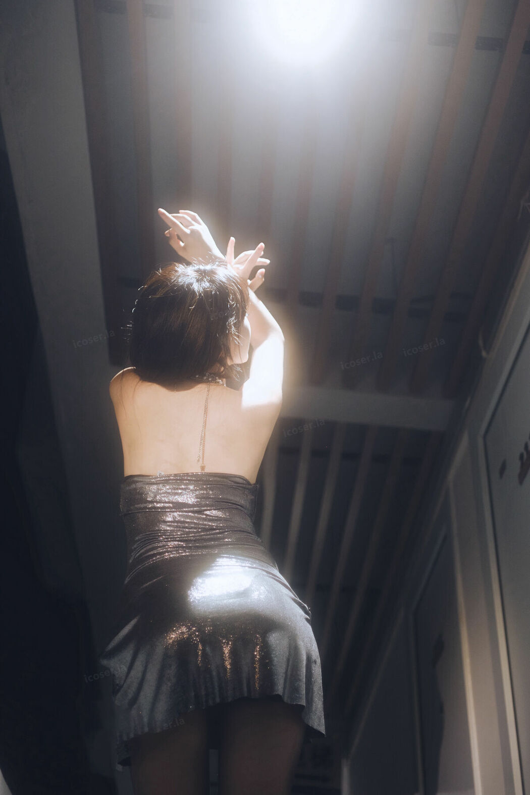 Coser@Tina很妖孽呀 – 夜色连衣裙 (38P)