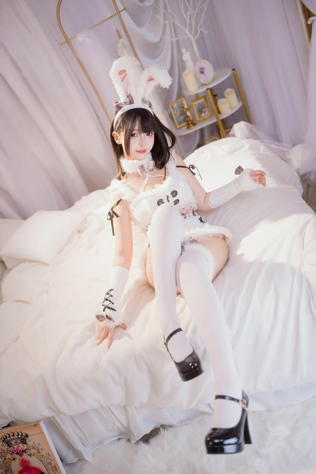 Coser@神楽坂真冬 – 毛绒白兔 (76P)