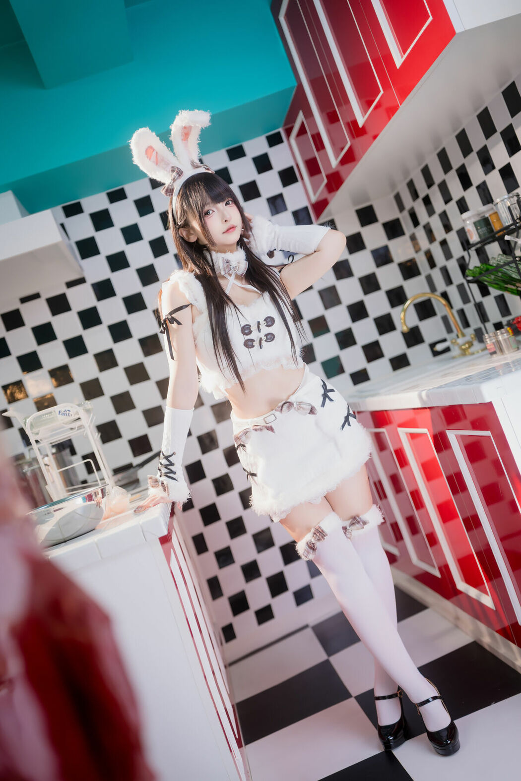 Coser@神楽坂真冬 – 毛绒白兔 (76P)