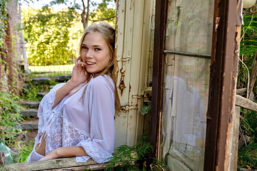 MetArt Luise – Sheer Temptation Part01 (62P)