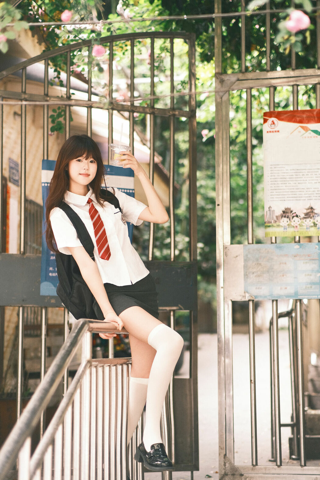 YiTuYu艺图语 Vol.10544 Ke Ai Duo (24P)