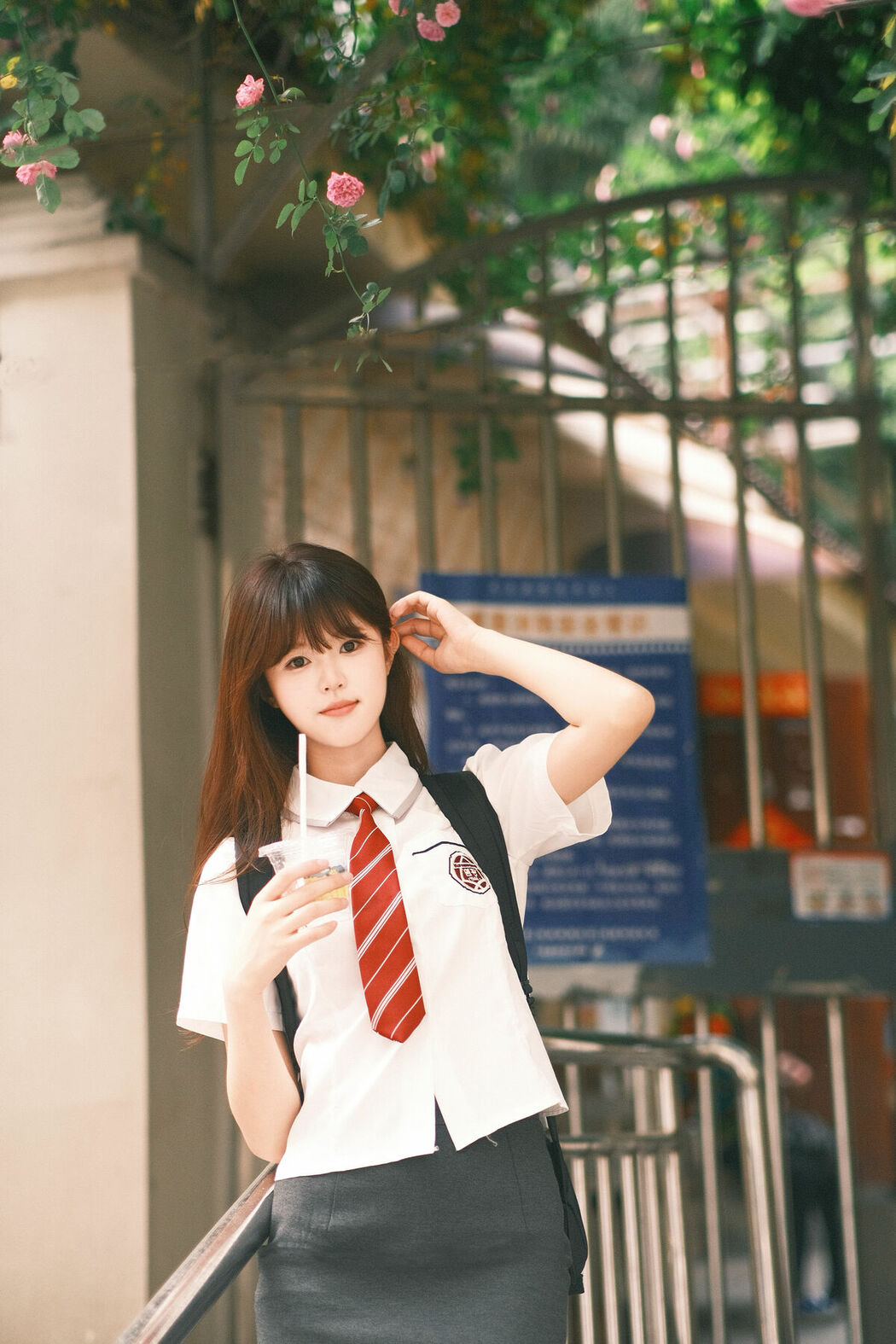 YiTuYu艺图语 Vol.10544 Ke Ai Duo (24P)