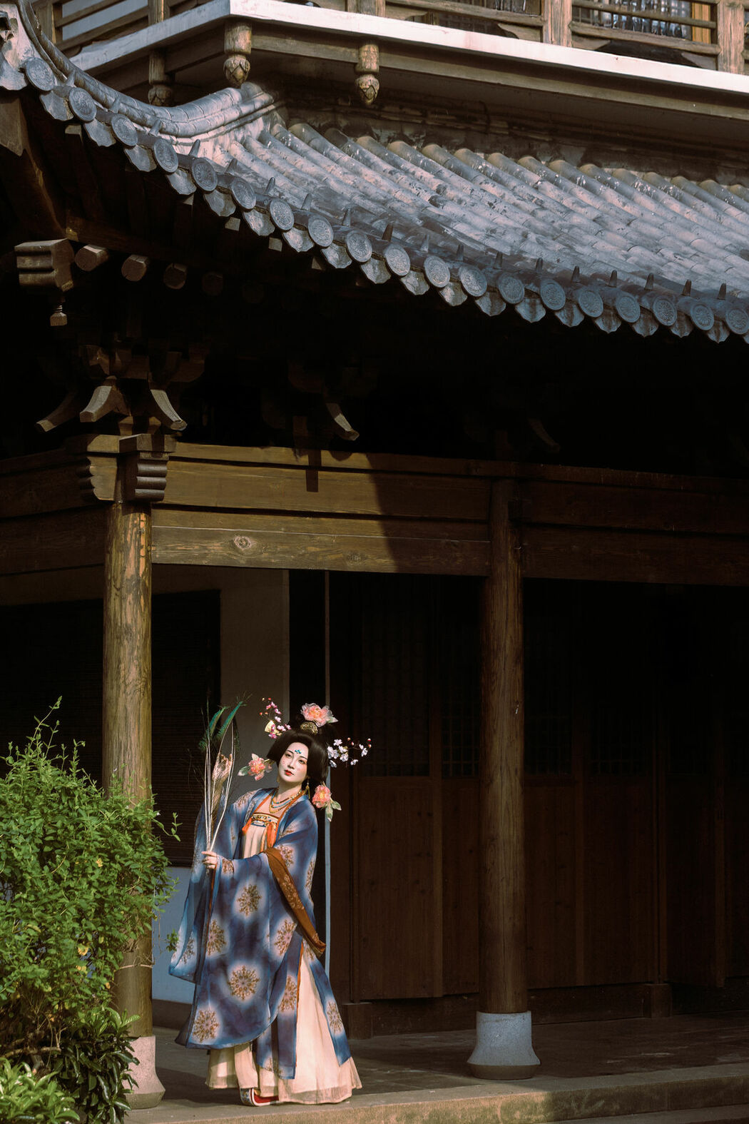 YiTuYu艺图语 Vol.10545 Yue Ye Wei Yang (48P)
