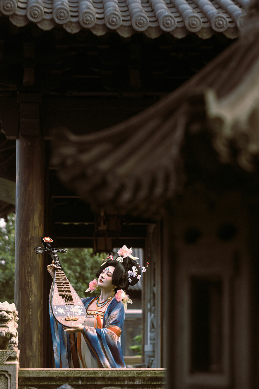 YiTuYu艺图语 Vol.10545 Yue Ye Wei Yang (48P)