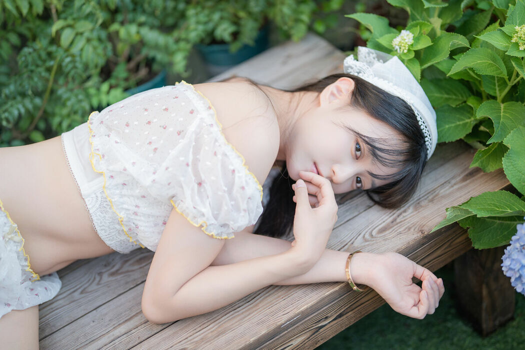 YiTuYu艺图语 Vol.10547 Xiao Yi (47P)