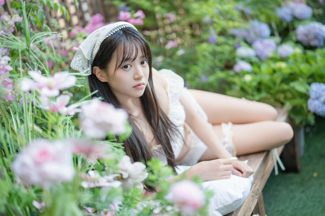 YiTuYu艺图语 Vol.10547 Xiao Yi (47P)