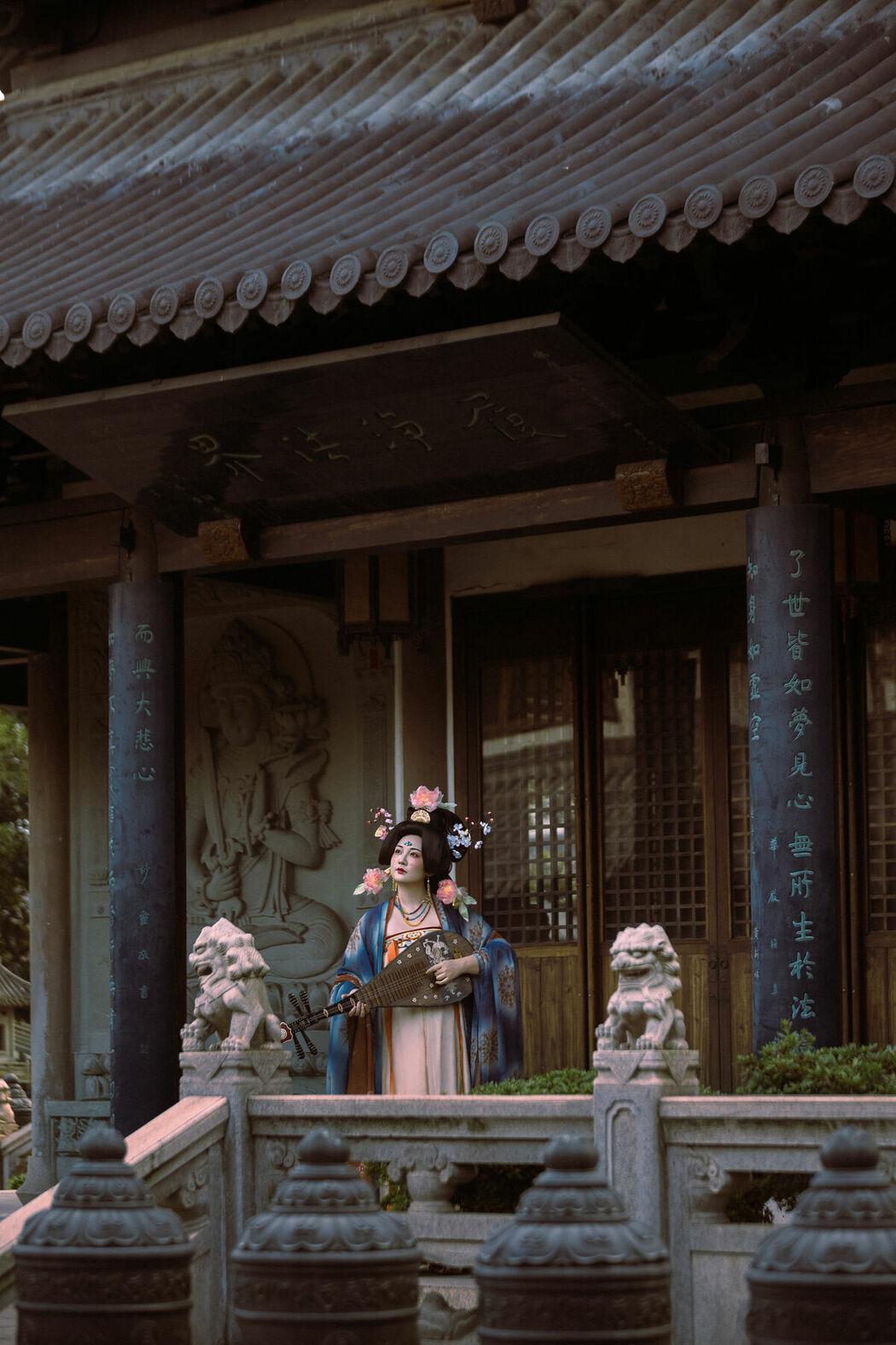 YiTuYu艺图语 Vol.10545 Yue Ye Wei Yang (48P)
