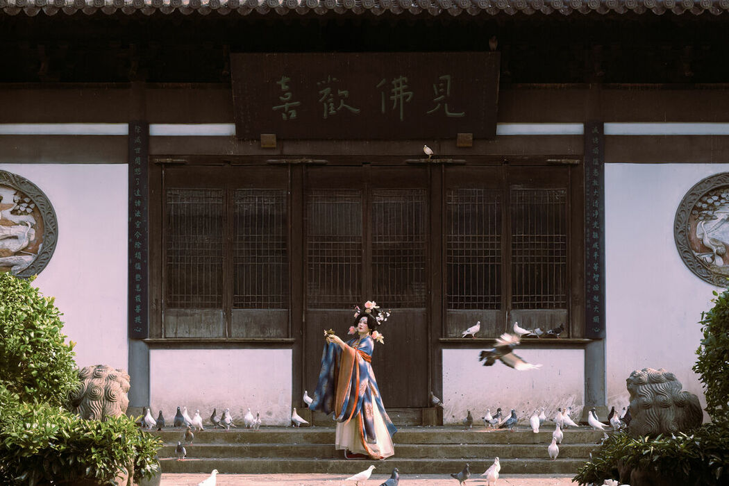 YiTuYu艺图语 Vol.10545 Yue Ye Wei Yang (48P)