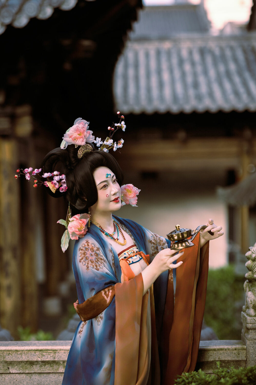 YiTuYu艺图语 Vol.10545 Yue Ye Wei Yang (48P)