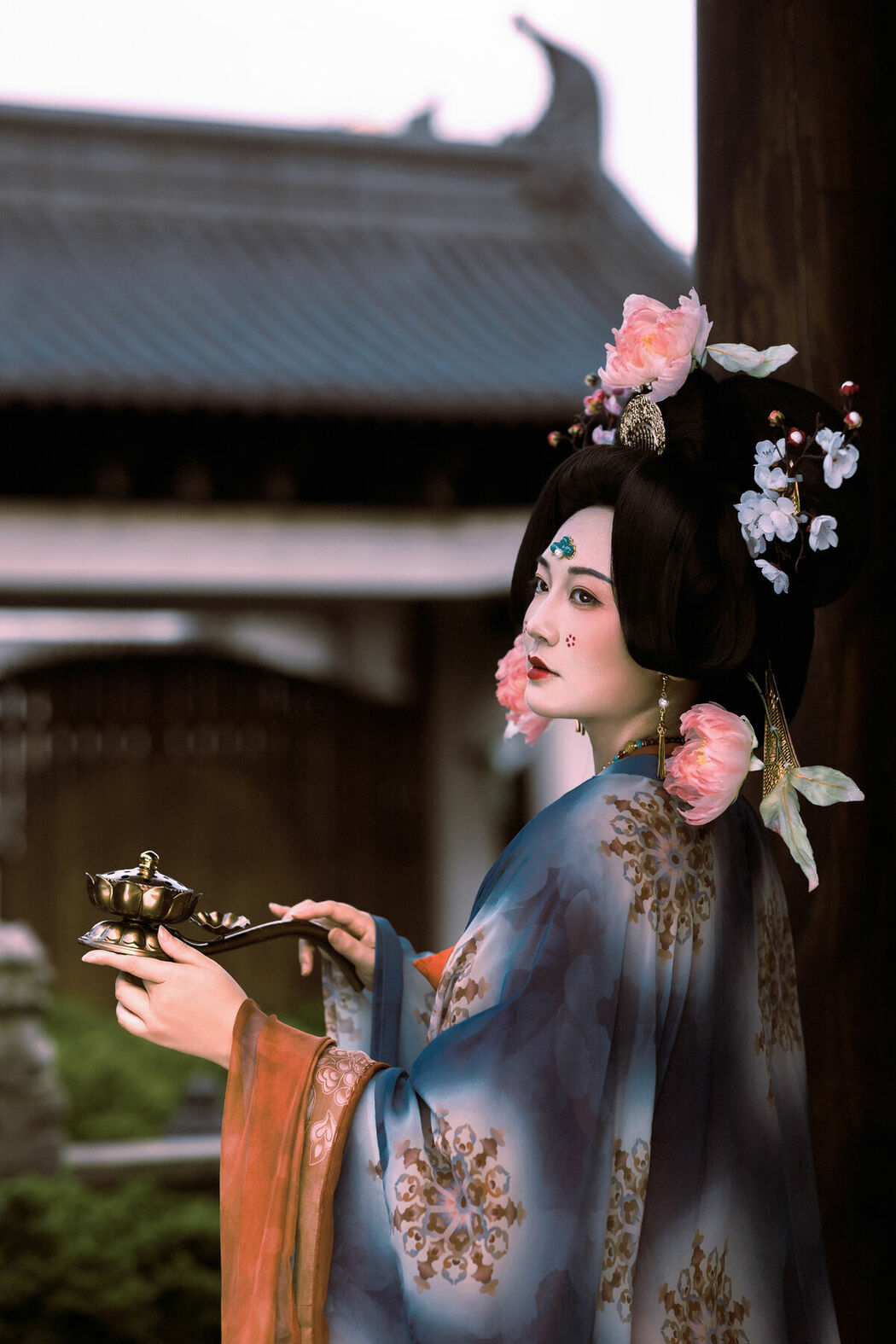 YiTuYu艺图语 Vol.10545 Yue Ye Wei Yang (48P)