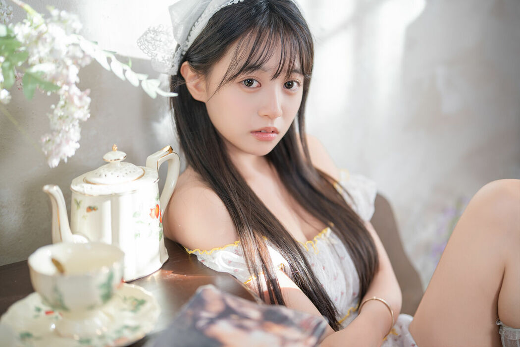 YiTuYu艺图语 Vol.10547 Xiao Yi (47P)