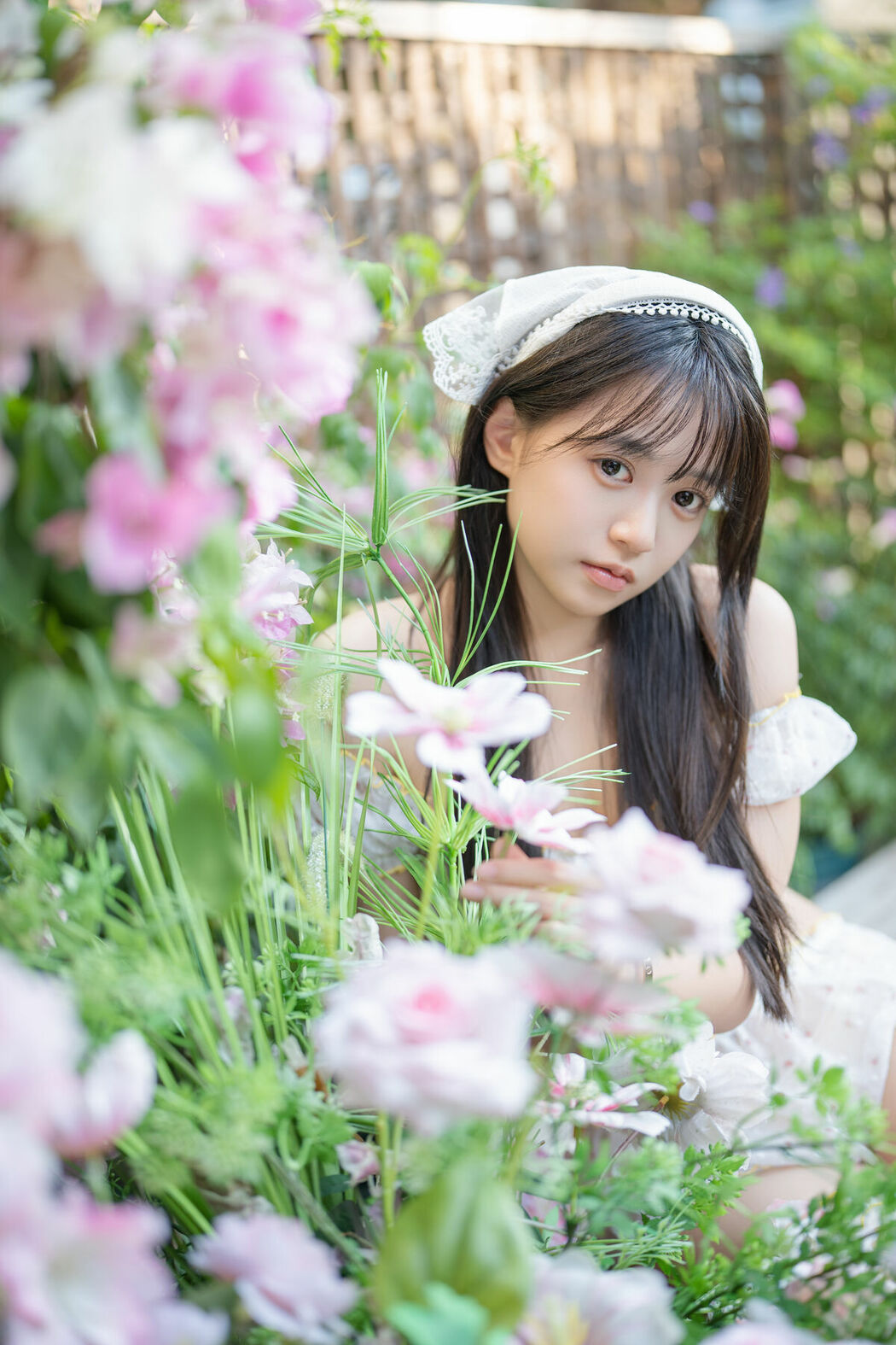 YiTuYu艺图语 Vol.10547 Xiao Yi (47P)