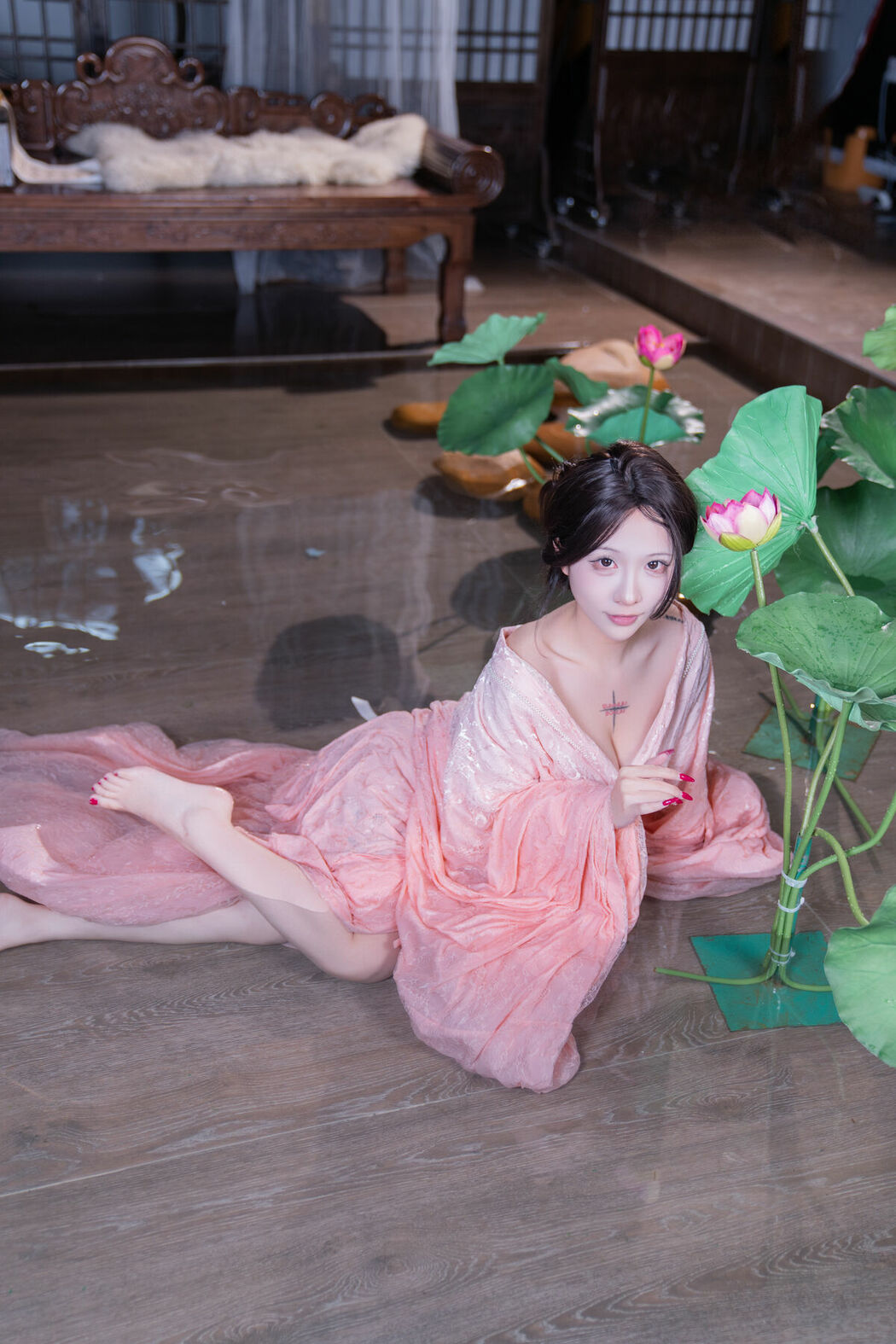 YiTuYu艺图语 Vol.10550 KK Hao E (54P)