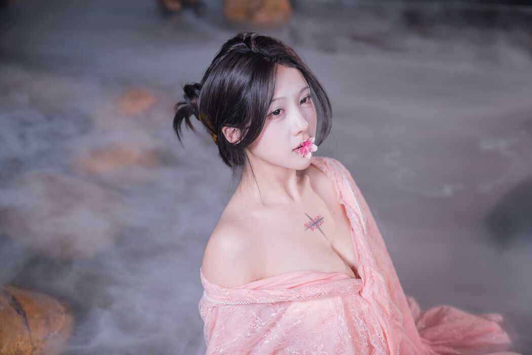 YiTuYu艺图语 Vol.10550 KK Hao E (54P)