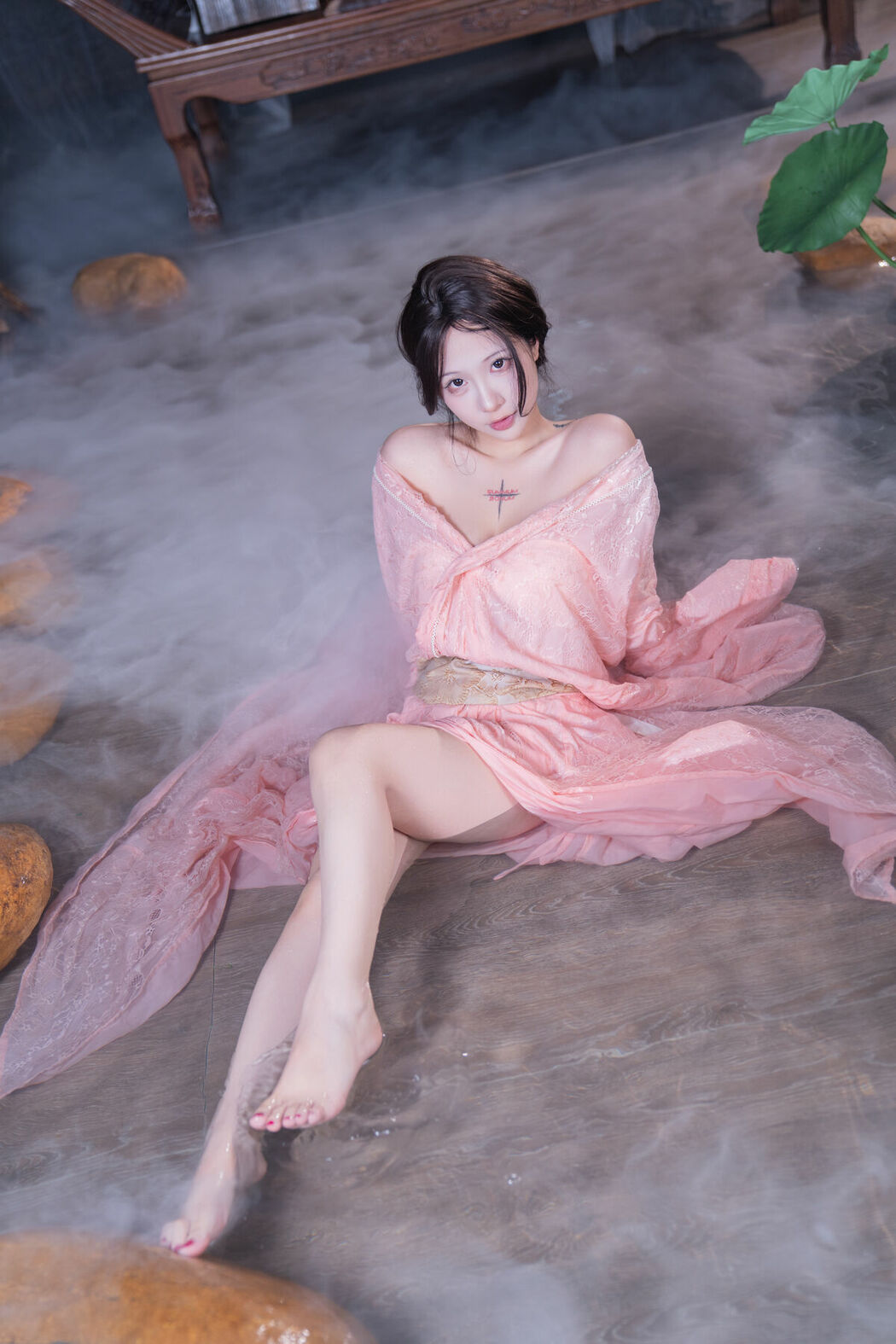 YiTuYu艺图语 Vol.10550 KK Hao E (54P)