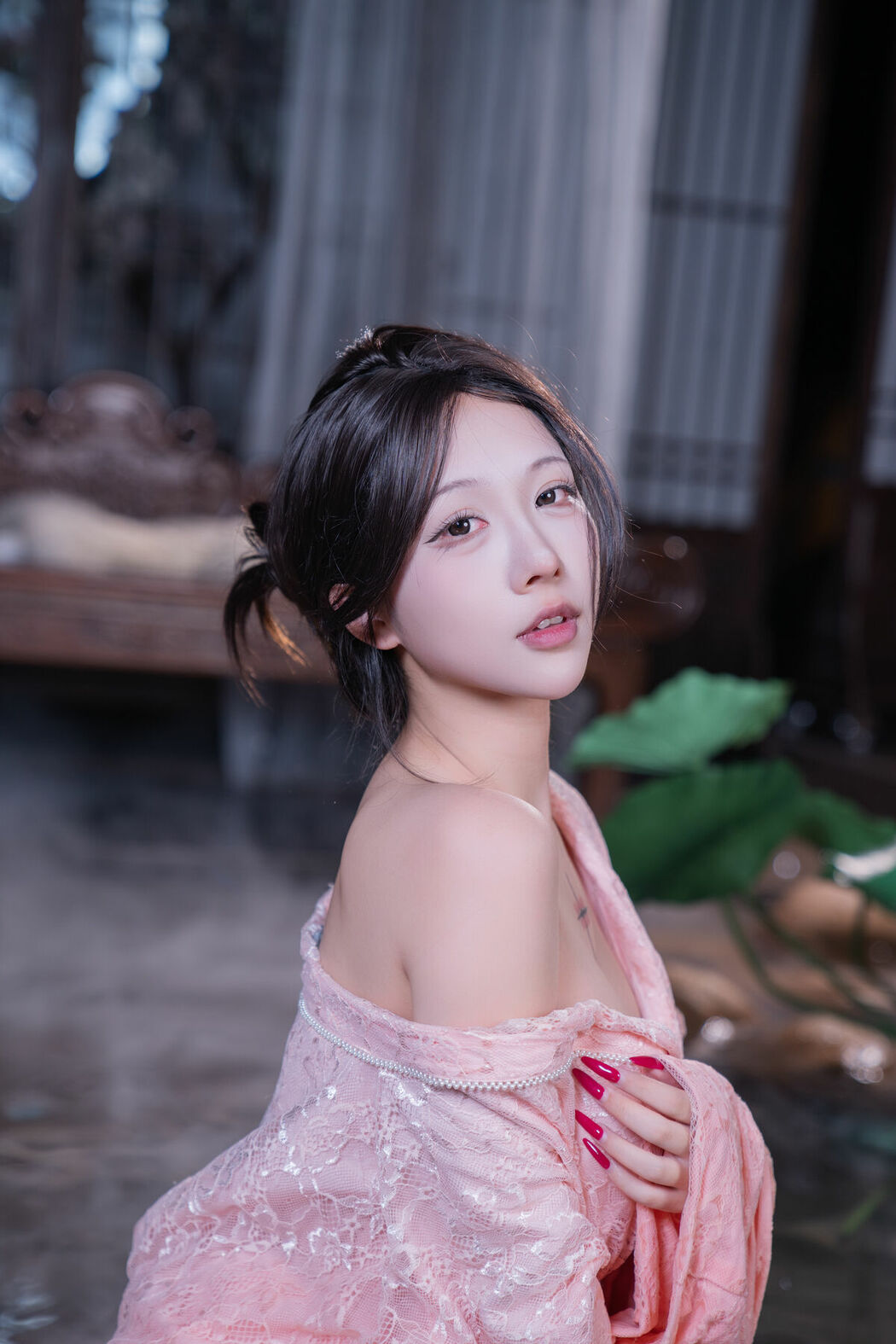 YiTuYu艺图语 Vol.10550 KK Hao E (54P)